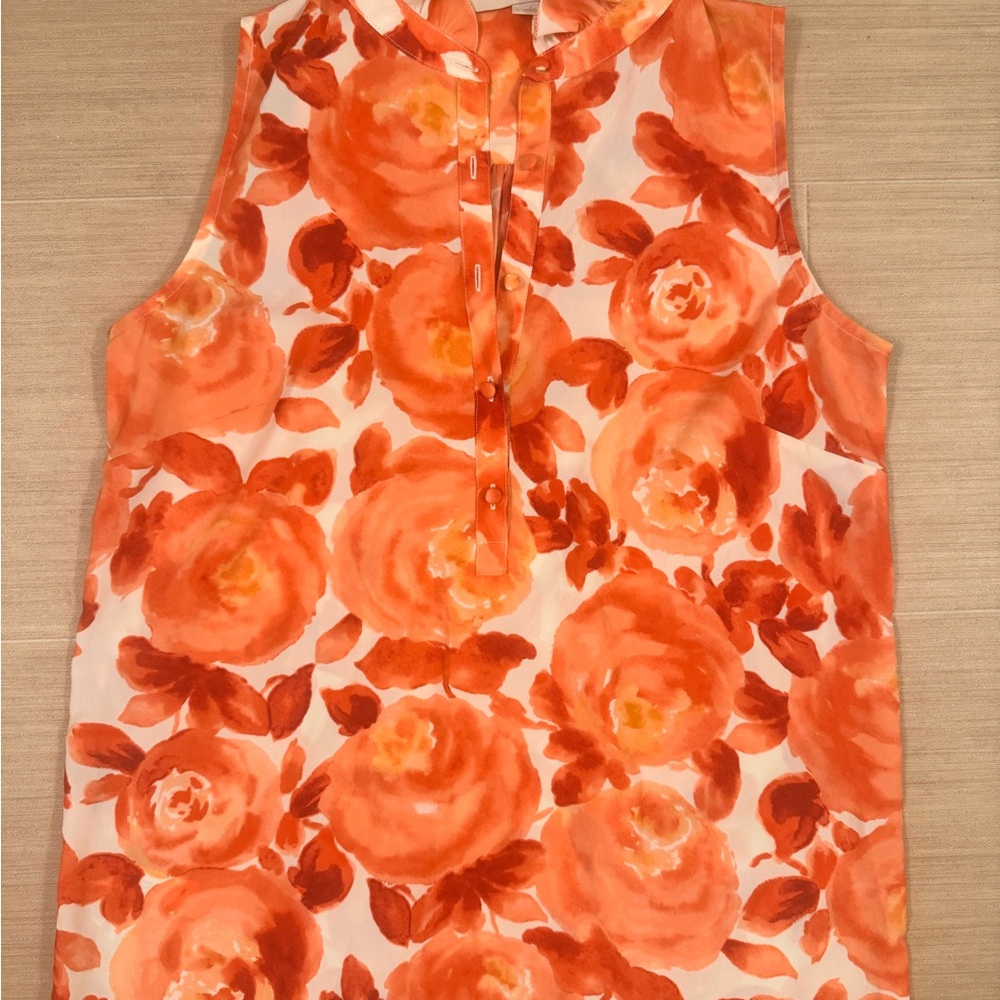 Small Woman’s LOFT Floral Sleeveless blouse w/ ruffle collar and buttons jcrew